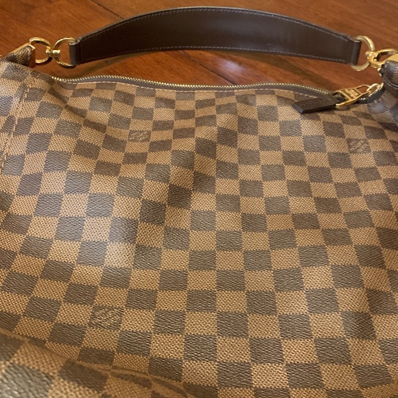 Authentic, great condition Louis Vuitton Checkered Designer hobo Shoulder purse. - Picture 1 of 17